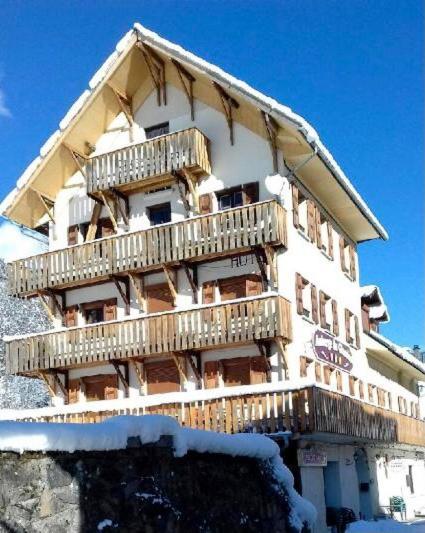 Auberge Du Glandon Saint-Colomban-des-Villards Exterior photo